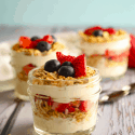 granola parfaits